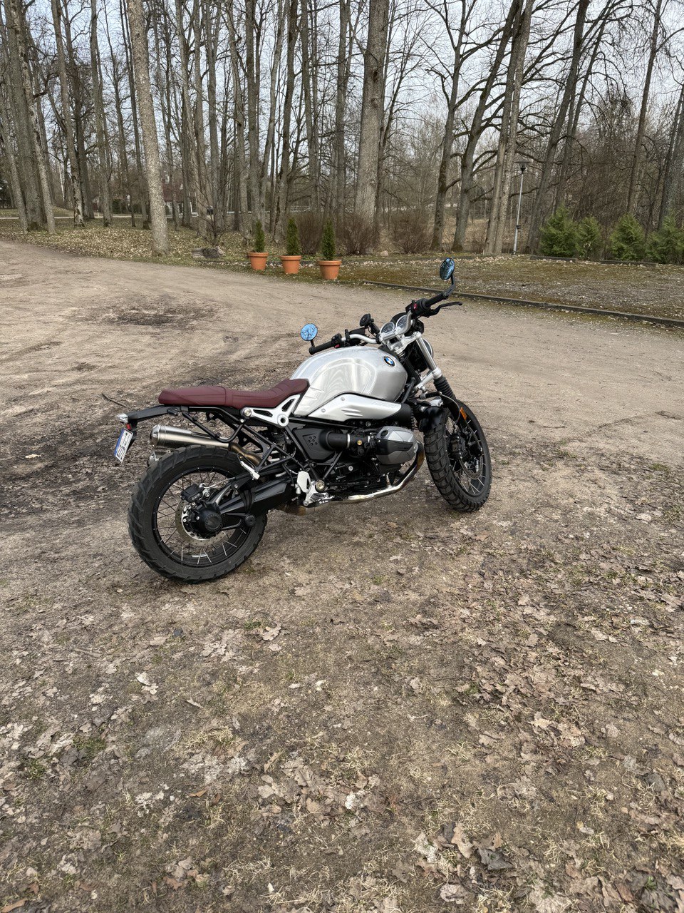 motorcycle 3.jpg